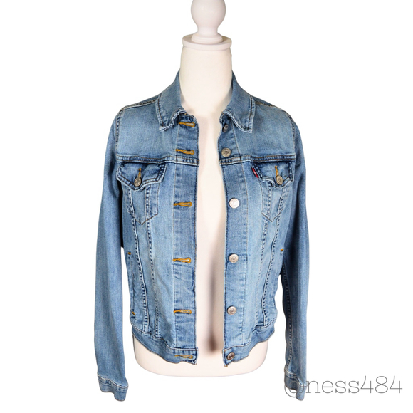 Levi's Jackets & Blazers - Women's Levi's Denim Jacket Size M Blue